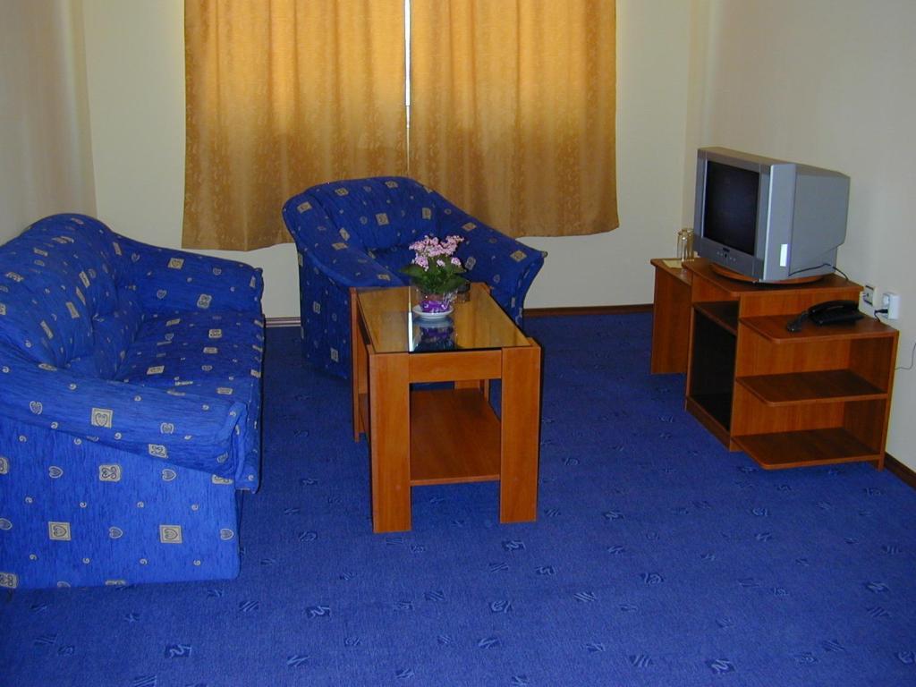 Family Hotel Familya Ruse Phòng bức ảnh